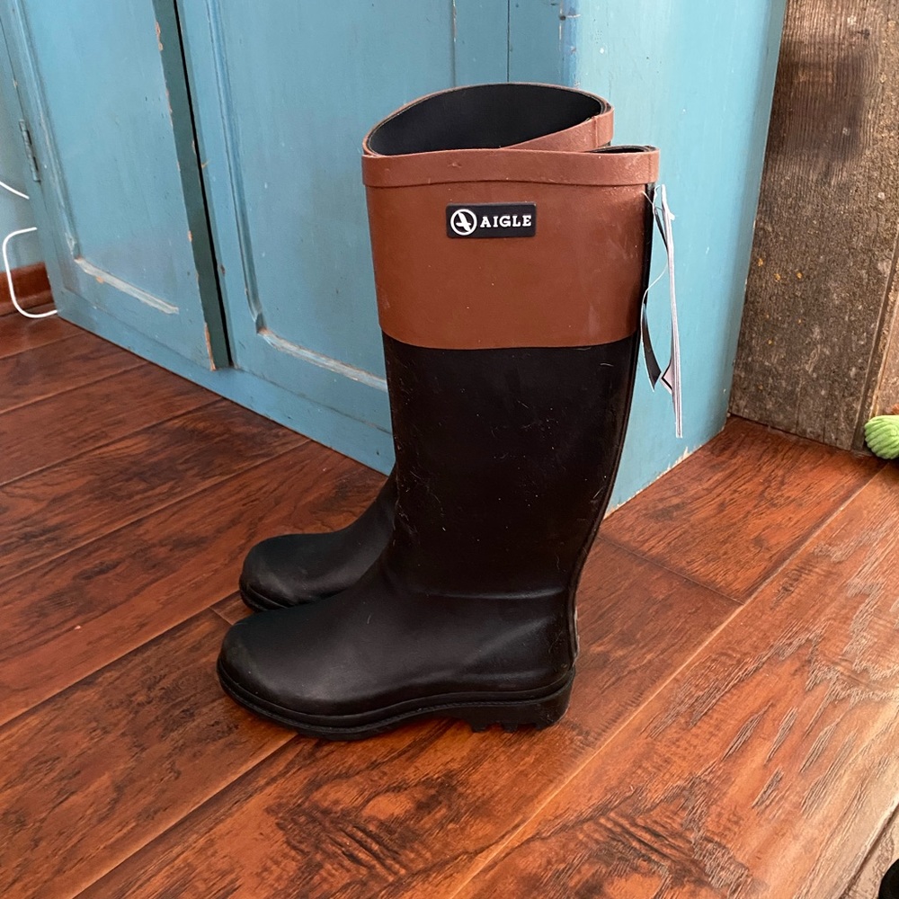 Aigle equestrian knee high rubber boots